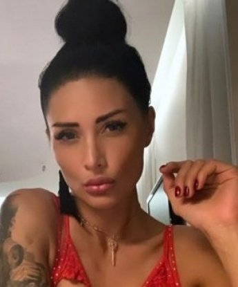 🌟 Встречи со мной - это настоящее утешение для тела и души.💫 Я обладаю всеми необходимыми навыками, чтобы превратить наше свидание в незабываемый опыт. 💋 Возможно, ты уже видел мои фото — они подтверждают, что я женственная и сексуальная. 📷 неумолимо звонишь индивидуалке Москвы ☎️, Москвы, и приглашаешь меня на свидание. Каждая встреча со мной - это вихрь эмоций и нетронутой страсти. 🔥 Я гарантирую конфиденциальность и совершенную релаксацию. 🤫 Все отзывы о моих услугах положительные, и мои клиенты всегда остаются довольны. 💯 Со мной ты будешь чувствовать себя особенным и желанным. 💕 Не откладывай — дай себе возможность погрузиться в безграничный мир удовольствий и наслаждений. 🌹 Жду звонка, чтобы сделать нашу встречу в Москве 🌃 незабываемой. 💫 15634, 26 лет